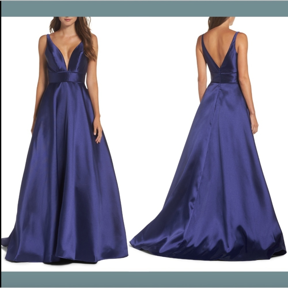 NEW IEENA For Mac Duggal Plunging Sweetheart SZ 8